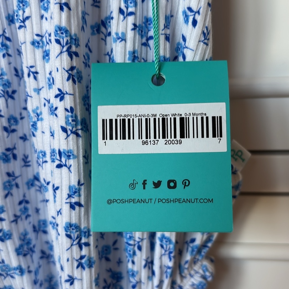 ❌SOLD❌ NWT Posh Peanut Baby Girl Blue & White Floral Ruffle Bubble Romper 0-3M - Picture 4 of 11
